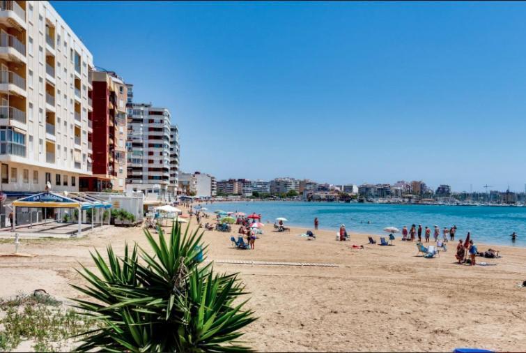 Torreviejaplace Buitenkant foto